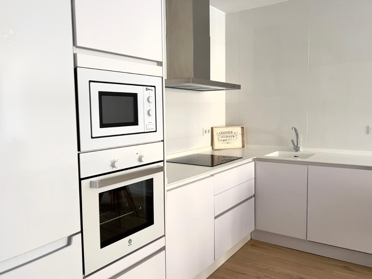 Housing Leon Ana Mogas Con Garaje Apartment Exterior foto