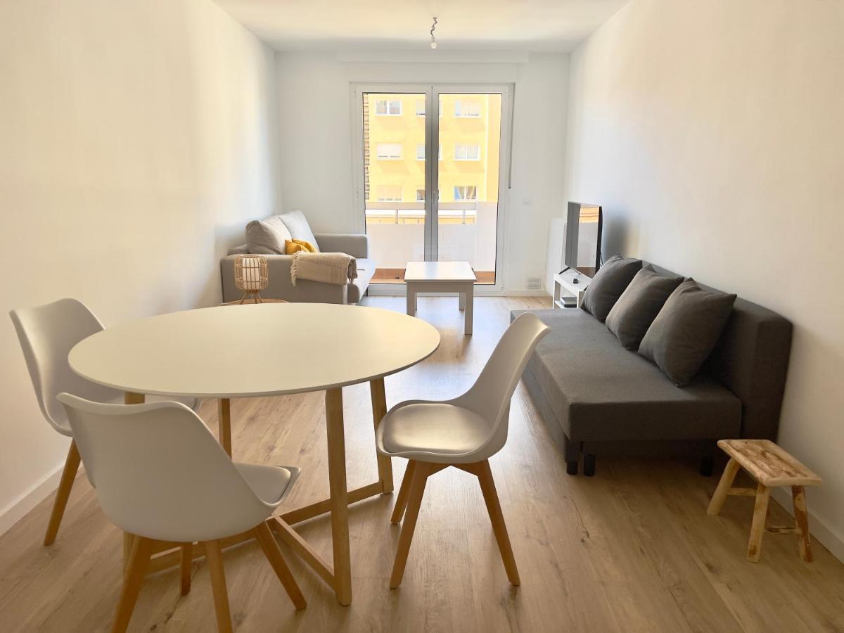 Housing Leon Ana Mogas Con Garaje Apartment Exterior foto